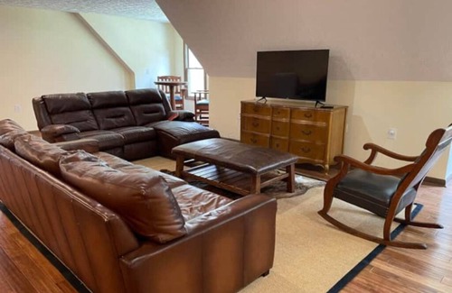 Yawkey Apartment | Farmhouse Apartment near Ivy Branch Trails