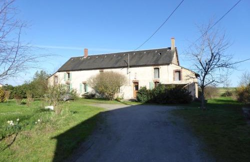 Giroux House | Farmhouse in Giroux near Forest & Lake, cleaning included