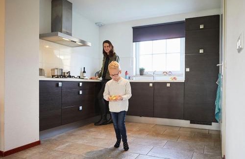 Roggel Villa | Farmhouse in Limburg near Designer Outlet