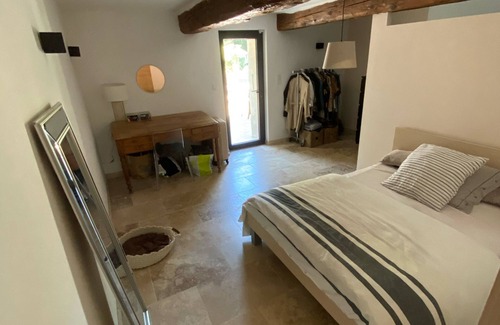 Barbentane Other | Farmhouse in the countryside