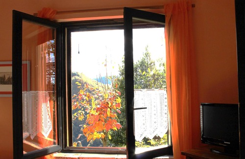 Urbino Apartment | Farmhouse in the hills. Romantic annex for 2 people. Panoramic view!
