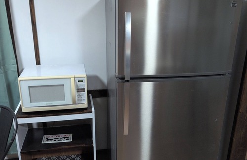 Dayton House | Farmhouse mobile home with Wi-Fi, AC in lovely Dayton