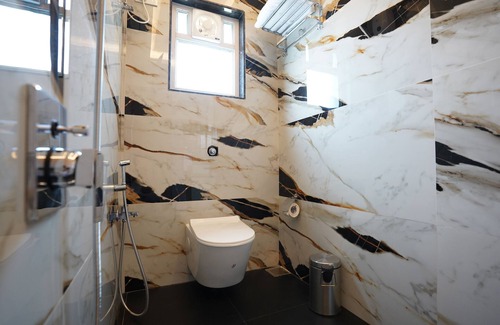 Malad West Hotel | Farmhouse Residency Malad