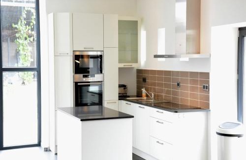 Seron House | Farmhouse Retreat, Fernelmont, cleaning included