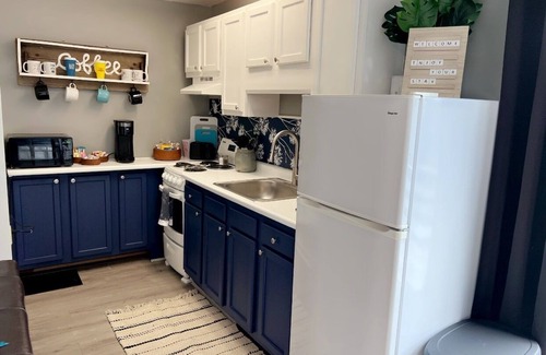 Orson Apartment | Farmhouse Style Apartment Located On a Serene 50+ Acres Featuring Creeks & Ponds