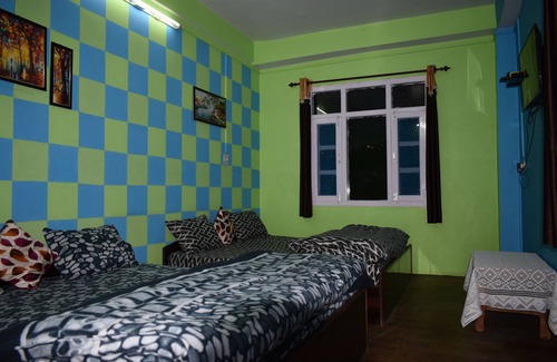 Shimla Other | farmhouse & treehouse surrounded with orchids with mountain valley and city view