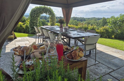 Albese con Cassano Villa | Farmhouse with private pool