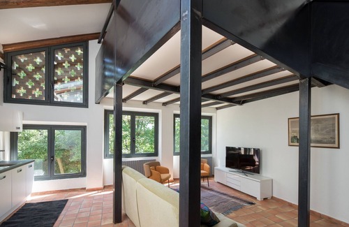 Alba House | Farmhouse with swimming pool surrounded by woods ... a stone's throw from the center