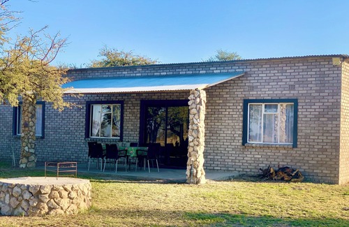 Ghanzi Cottage | Farmstay with family or friends. Just of the A3, accessible for all vehicle.