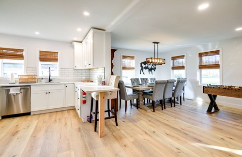 Bristol House | ‘Farmview’ Duplex ~ 2 Mi to Newfound Lake!