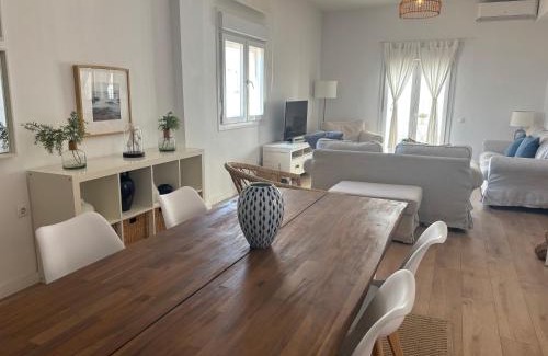 Cadiz Apartment | FARO Family Home by Cadiz4Rentals