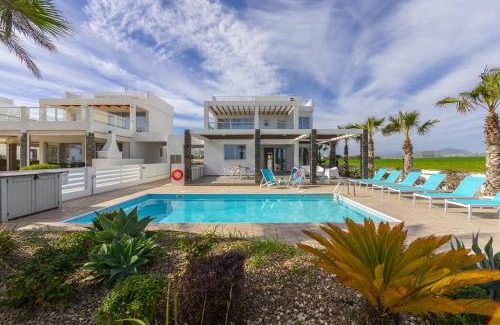 Pervolia Villa | Faros BeachFront Villa