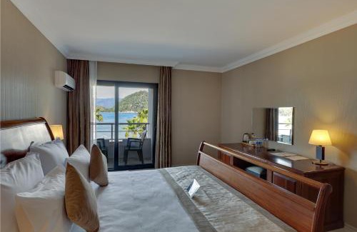 Icmeler City Center Hotel | Faros Premium Beach