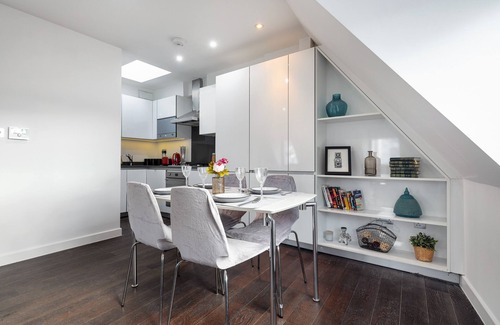 Holborn and Covent Garden Apartment | Farringdon/St Pancras penthouse
