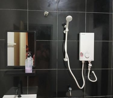 Kampung Jelatang House | Fary Inn Alor Gajah Melaka - Mslim Only