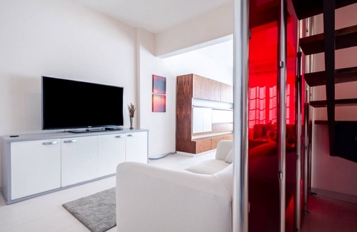 Nisantasi Apartment | Fascinating Flat near Citys Mall with Terrace