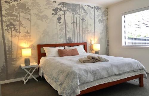 Hamilton Villa | Fashion,Bright and Spacious,Superior location