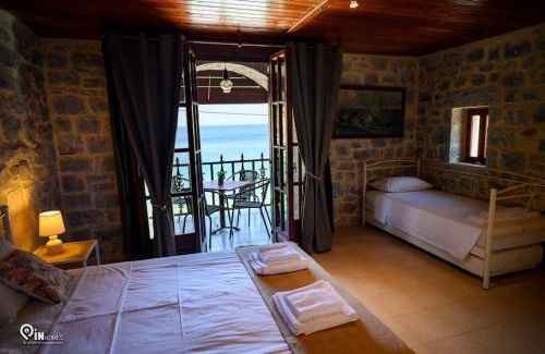 East Mani House | Faskomilo Stone House On The Beach