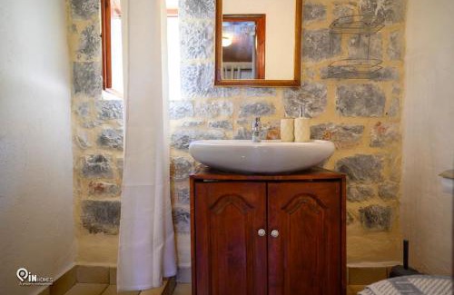 East Mani House | Faskomilo Stone House On The Beach