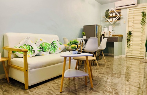 Clark House | Fast WiFi Netflix Games Pet-Friendly 2BR Home in Angeles City Near Clark