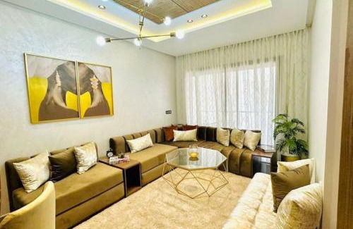 Quartier Des Mimosas Apartment | Fastueux appartement à louer en plein centre-ville