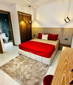 Quartier Des Mimosas Apartment | Fastueux appartement à louer en plein centre-ville