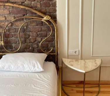 Balat House | Fatih Balat tarihin içinde şık bir ev 2