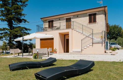 Montegranaro Apartment | Fattoria Cerqua Rooms and more