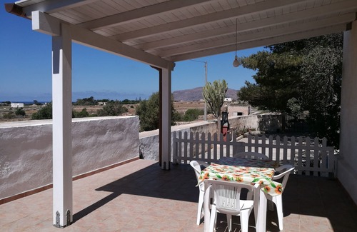 Favignana House | FAVIGNANA: Dammuso nestled in the green of a pine forest 300 mt from Cala Rossa