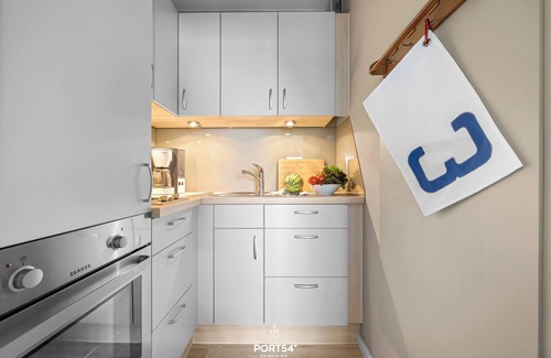 Schausende Apartment | Favorite place - breathtaking water view, balcony, walk-in shower, Smart