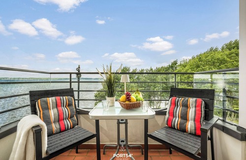 Schausende Apartment | Favorite place - breathtaking water view, balcony, walk-in shower, Smart