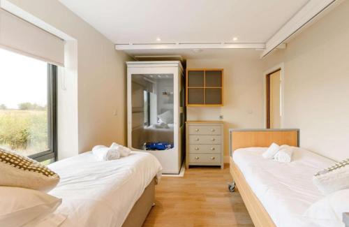 Bishampton House | Fawn Cottage disabled adapted 3 bedroom hot tub