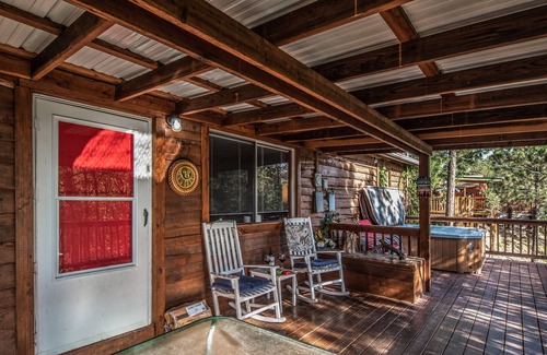 Ruidoso Cabin | Fawntastic Views - 2 bedroom cabin w/hot tub