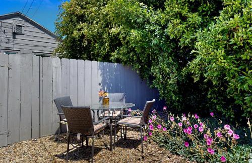 Village of La Jolla House | Fay Cottage