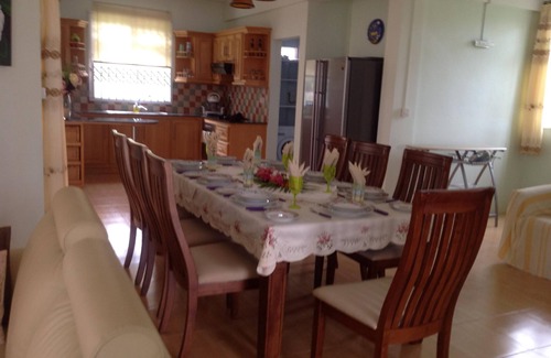 Flic-en-Flac Villa | Fayruz Villa is a luxury 3 bedroom, 3 bathroom villa 150 meters from the beach
