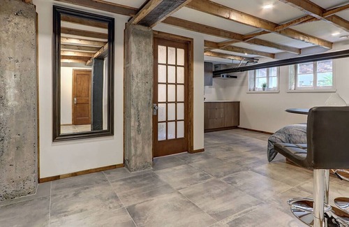 Montcalm Apartment | FC Montcalm apartment - Murray