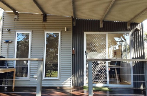 Cape Otway Cottage | FDE 30 - FAMILY DELUXE 3 BEDROOM CABIN