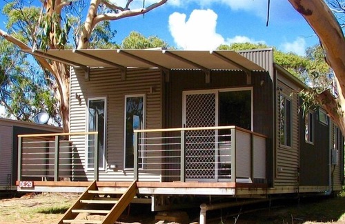 Cape Otway Cottage | FDE 30 - FAMILY DELUXE 3 BEDROOM CABIN