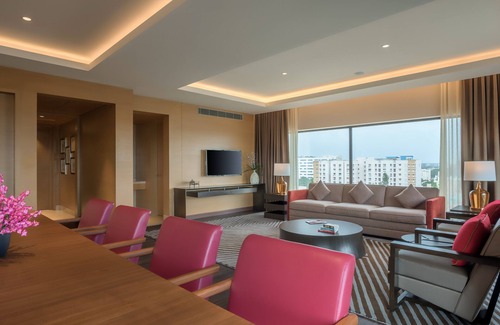 Manapakkam Hotel | Feathers - A Radha Hotel