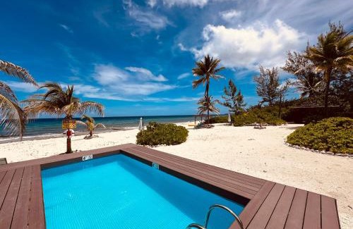 Tibbett's Turn House | Featherstone Cottage, Cayman Brac