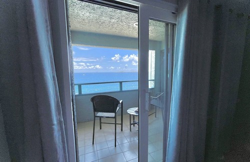 Bolongo Bay Condo | Featured on HGTV! Sea Cliff Villa at Bolongo Bay