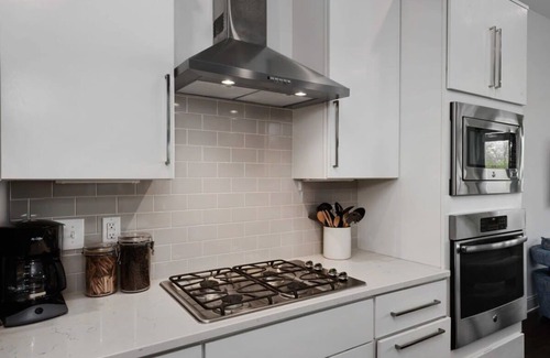 Edgehill House | Feb. Discount! Stunning Rooftop in The Gulch