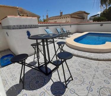 Quesada Villa | Fee4Me Villa with private pool