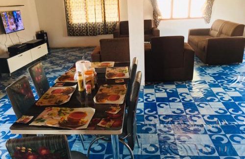 Teshie House | Feel At Home & be close to the Labadi Beach (5min)