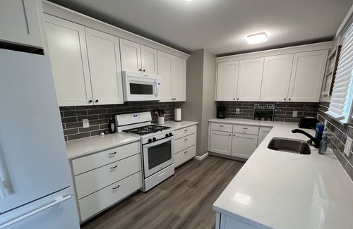 West Des Moines House | Feel at home in these completely remodeled 4 BR, 3 BA homes.