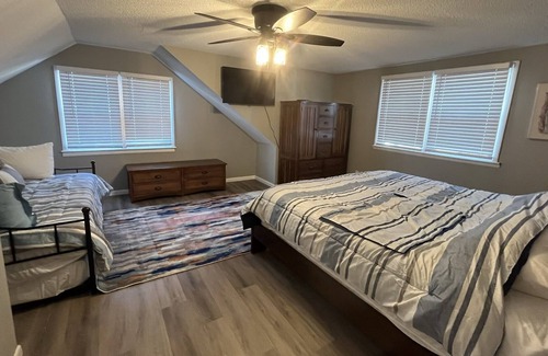 West Des Moines House | Feel at home in these completely remodeled 4 BR, 3 BA homes.