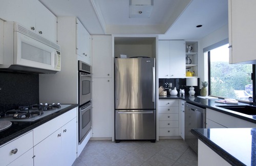 Palm Springs Condo | Feel Like A Movie Star In This Bungalow Of Hollywood Royalty