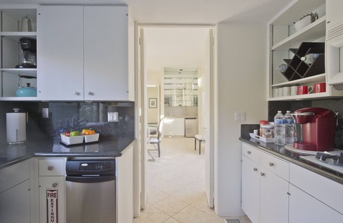 Palm Springs Condo | Feel Like A Movie Star In This Bungalow Of Hollywood Royalty