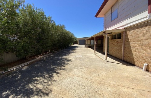Jurien Bay House | Feel like travelling to the coast for a well deserved break? Need a house to stay in? Look no furthe
