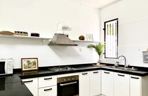 Albion House | Feel right at Home at Sea La Vie - your home away from Home.